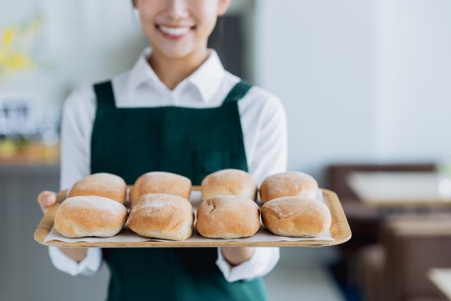 美味しいパンの香りに包まれて働きませんか♪東武宇都宮百貨店内ベーカリー！午後のみ・副業・Wワーク歓迎パン販売スタッフ