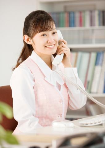 総合病院での電話交換手　パート　未経験からスタートできるお仕事です！週4日程度の勤務　車通勤可電話交換手