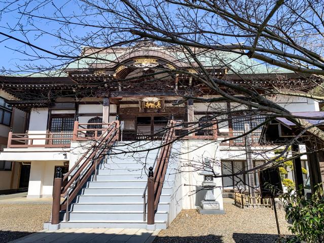 寺院や和の雰囲気が好きな方にピッタリ◎　週2回の無理のない勤務　シニア世代活躍中境内の清掃スタッフ