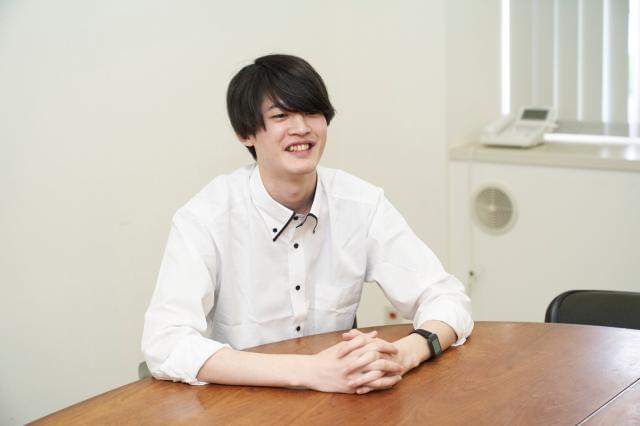 前職は病院の受付!
★未経験から入社して奮闘中の、スタッフNさん(23歳)にインタビュー
