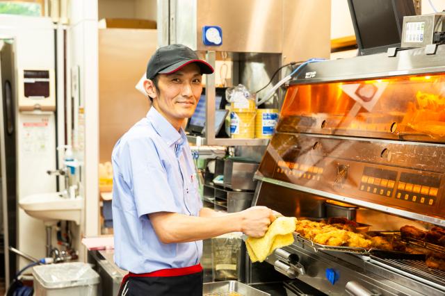〜流山おおたかの森店　店長Kさんの声②〜
大変さ・会社の魅力・働き方について。