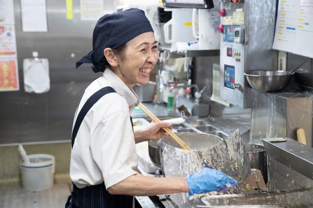 〜某店舗の現役スタッフの声〜
安定した働き方を実現。