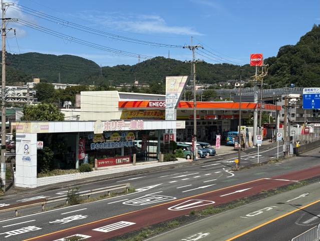 未経験OK◎1日3時間〜OK◎勤務日応相談（週2日〜OK）◎従業員割引（給油代の割引）ありガソリンスタンド給油サービススタッフ