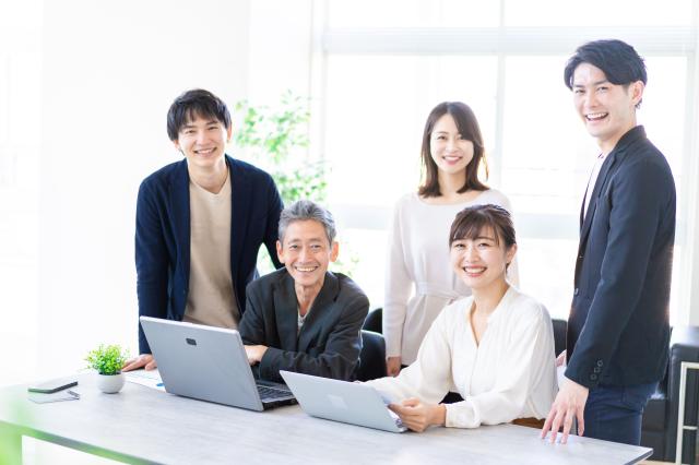 全国の従業員にとって「働きやすい会社」「働きがいのある会社」を目指し、日々の業務に取り組んでいます!