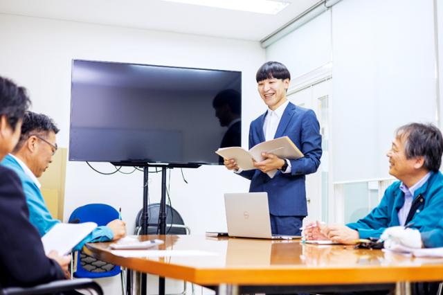 デザイナーから企画・提案への転身！両方の目線から提案できるのがメリット！（勤続7年、男性、38歳）