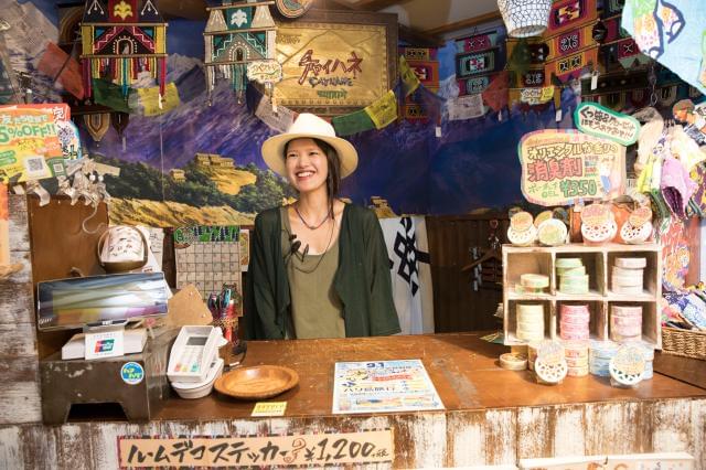 非日常的な魅力がたっぷり！
世界の文化・デザインを吸収したオリジナル商品を販売しているお店です。