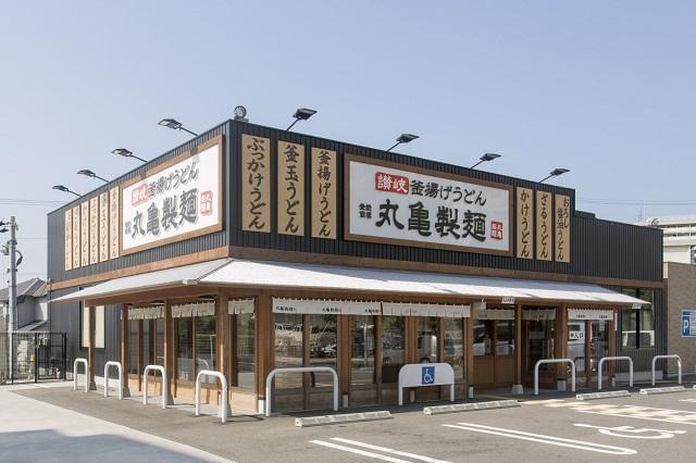 幅広い年代のスタッフの笑顔あり
柔軟シフトで時間を上手に使えます
経験不要「やりたい」の熱意を重視します