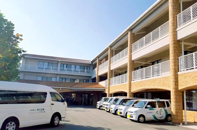 幅広い世代の男女が活躍中!
長く働ける環境がしっかり整っています◎