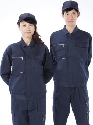 JR阪和線「和泉鳥取」駅から徒歩5分と、通勤便利。周囲には高校もある閑静な住宅街◎