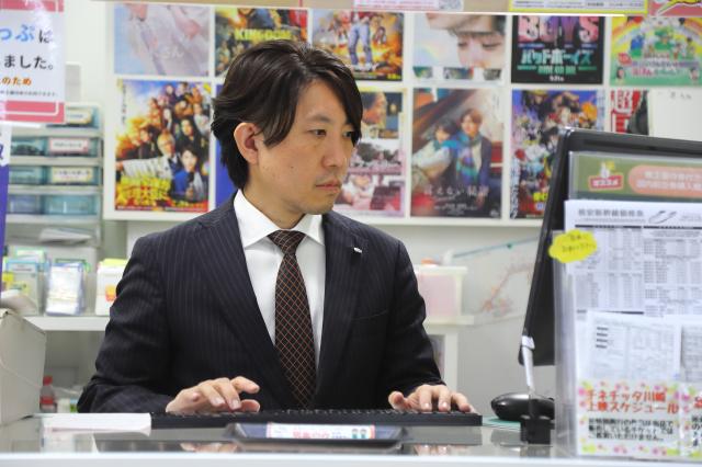 困ったときは、いつも教えてくれる先輩がそばにいるので安心ですよ。