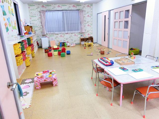しらゆり園（休日保育士パート）/KWJ14052