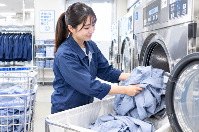 【作業服の洗濯】週2〜3日◆時給1,320円◆未経験OK製造工場内での作業服洗濯スタッフ