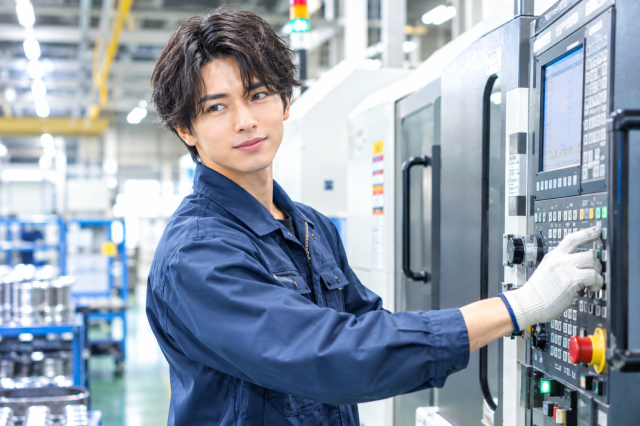 未経験から高時給1,400円!月収28万円以上も可能♪
部品をセット→ボタン操作→チェックのシンプル作業◎