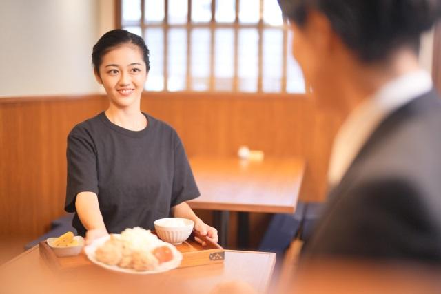荷内町にある「はま・くる」でお客様に
美味しいご飯と快適な空間をお届け♪