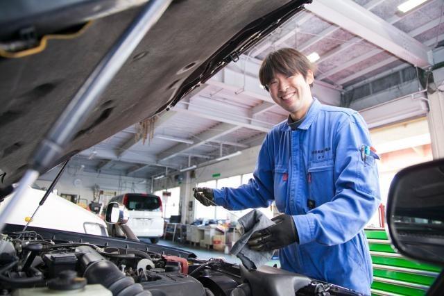 20代〜60代まで幅広く活躍中。
仲間と助け合い、目標に向かって前向きに取り組める方を歓迎します！