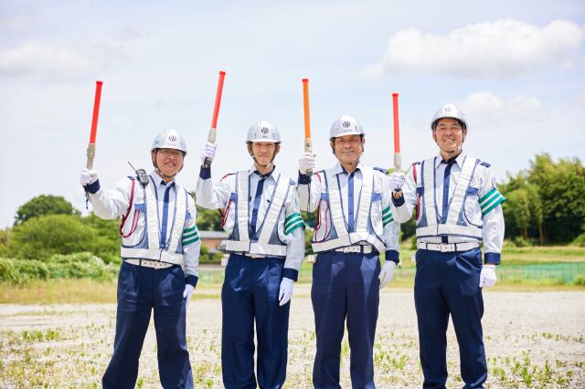スグに働きたい方、正社員やフルタイム希望の方もぜひ！
まずは気軽にお問い合わせください。