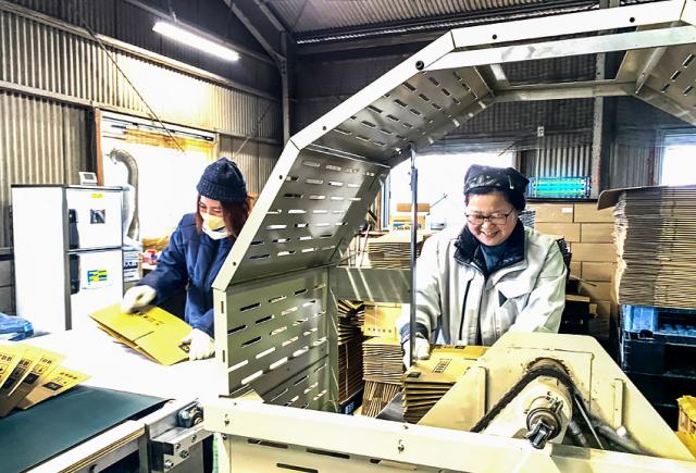 居心地が良く、定着率が高いのが自慢♪
勤続20年・30年の女性スタッフが活躍しています。