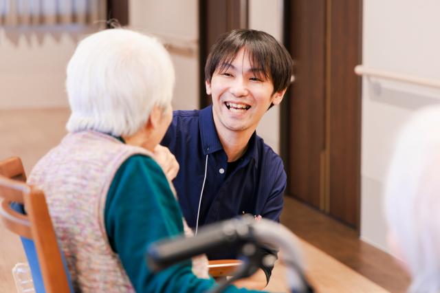 ＜介護職員「夜勤専従」＞資格がなくてもOK！新設のきれいな施設でスタートしませんか！！介護職員「夜勤専従」