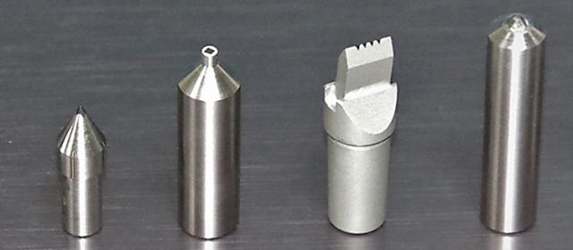 当社は平成17年の設立より、ダイヤモンド工具の
専門メーカーとして高い評価と信頼を頂いています。