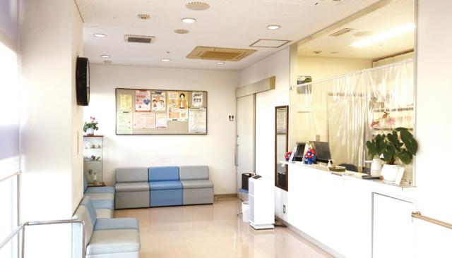 【看護師】阪急「仁川」駅徒歩3分、午前診 月曜・水曜と土曜（月2〜3回）、週2〜3日の勤務です♪看護師（正・准）