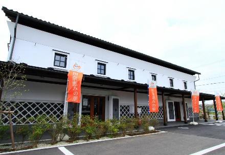 地域の農家さんが作った農産品などを販売していただきます。
気になった方は気軽にご応募ください♪