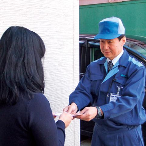 空調服の貸与や水分補給対策など、
安全に働ける対策もしっかり整えています◎