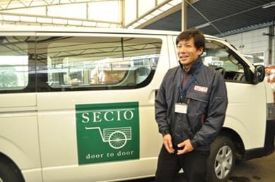 未経験の方、大歓迎!
お客様に「キレイと笑顔」をお届けするお仕事です!