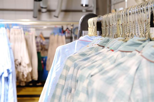 嬉しい土日休み！短期間で無理なく働けます♪長期安定の職場で働きませんか！現地で面接行います院内リネン集配業務スタッフ