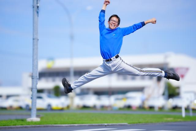 業績に応じた賞与、入校生目標達成報奨金あり
頑張りが形になるのも嬉しいポイント♪