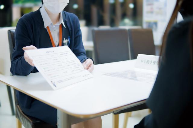 雰囲気良好の教習所で事務ワークにチャレンジ！職員の定着率が高く、働きやすさに自信あり。年休増加予定自動車教習所の受付事務