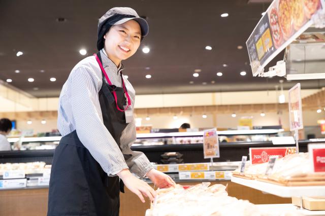 【お惣菜（デリカ）売場】◆未経験OK！◆イオンは研修・福利厚生が充実し働きやすい環境です！総合スーパーのお惣菜（デリカ）売場スタッフ