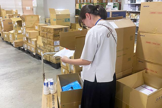 [奈良市八条町]＜医療用品の出入庫・検品、他＞未経験OK◆土日休み◆商品管理スタッフ（医療用品の出入庫・検品他）