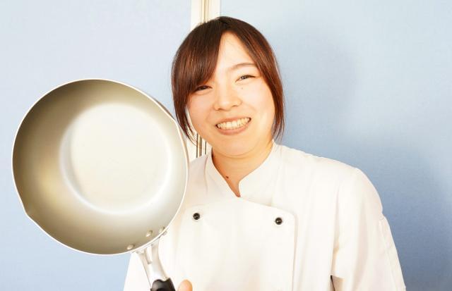 老人ホームで調理・調理補助を担当しています。