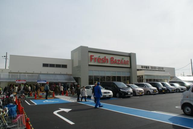 笑顔があり、元気で活発なお店です!
学生・主婦さんスタッフ活躍中☆