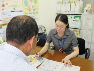 困っている高齢者や関係者の方の強い味方!【インタビューより、地域包括支援センター職員】