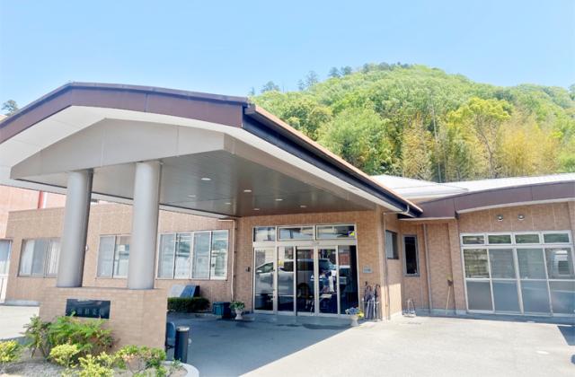 40代〜60代の女性が活躍中☆
「ありがとう」と言われる環境で一緒に頑張りましょう!