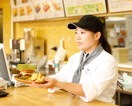 私たちも楽しみながら働いています。