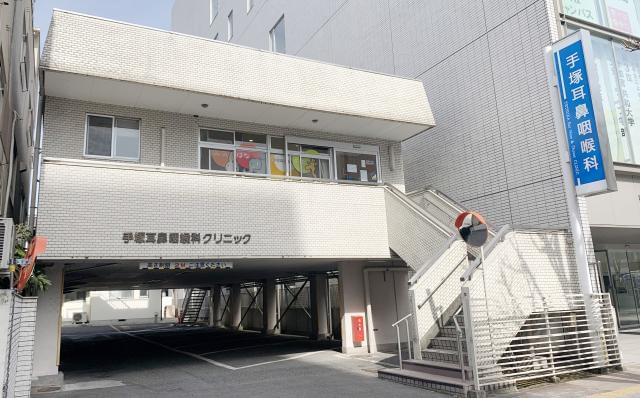 JR「宇都宮」駅西口から徒歩5分〜6分と通勤しやすい立地。
無料駐車場があり、車通勤もOKです。