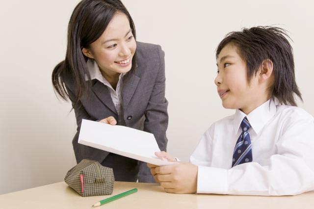 生徒に直接指導することはありませんが、志望校に合格した!などと話を聞くことができると、きっと一緒に感動できますよ。