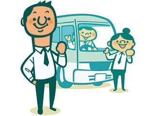幅広い年齢層のスタッフが活躍中!安全運転を第一に、丁寧な送迎をお願いします!普通免許でOKです!!