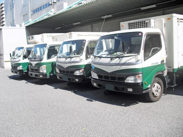 配送先は京阪神方面。全車にETCを搭載しているので、高速道路の使用もスムーズですよ。