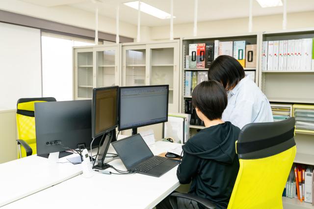 20代・30代の男女が活躍中!
若手の育成にも力を入れている安定企業です◎