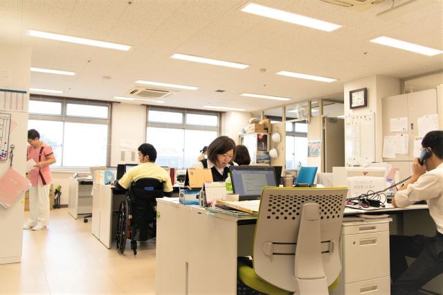 特別養護老人ホーム 筑水苑の正社員求人情報 イーアイデム正社員 常総市の経理 人事 総務社員転職 就職情報 Id