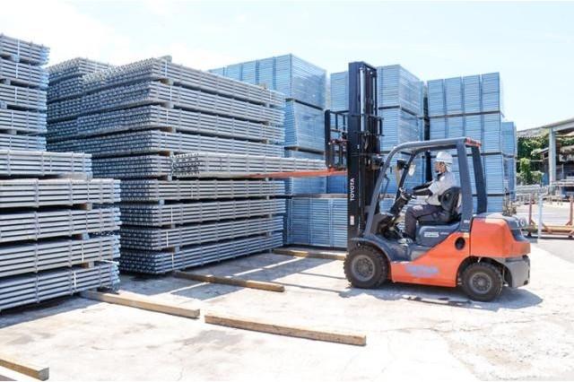 半年後にひとり立ち！スグに結果が出て大きな自信に！いろんな人と繋がれることがヤリガイに！（前出男性）