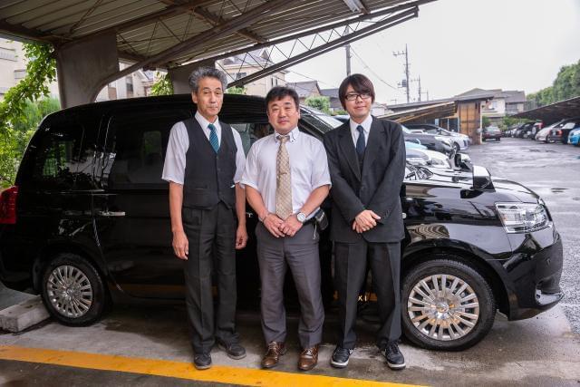 異業種からの転職組が多数活躍中!
定年退職後のセカンドワークも歓迎です。
昭和27年創業の老舗タクシー会社です。自由度の高い社風で、のびのびと働ける環境が乗務員からも好評!