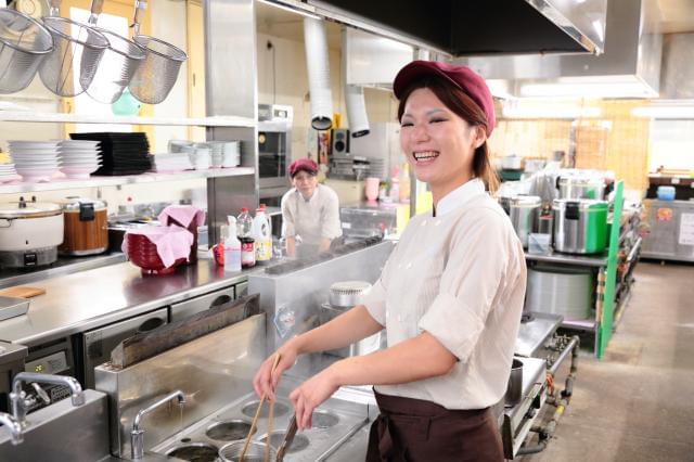 ◇GW短期ワーク◇4/25〜5/6◇期間中1日〜OK◇ 素敵な思い出になるひとときを提供しましょう！姫センのファストフードスタッフ（GW期間の短期）