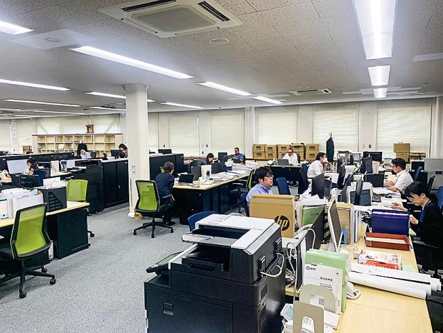 京成松戸線「くぬぎ山」駅より徒歩1分と通勤のしやすさもポイントです◎
