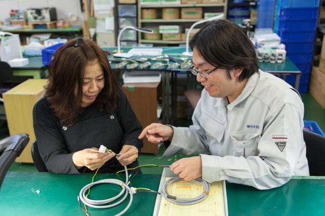 基本土日休みで続けやすさ抜群！
昇給、賞与、社会保険完備などベース待遇もしっかり整っています。