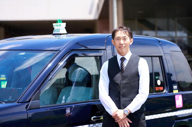 幅広い年代の男女が活躍中！
スキルや経験を活かして働きたい方も、もちろん大歓迎◎
お客様との会話などの楽しみもあります♪