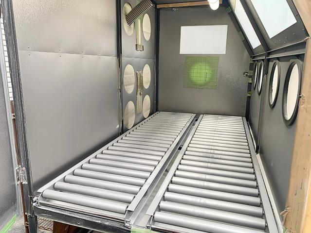 製品の品質を支える、「ブラスト処理」とは？